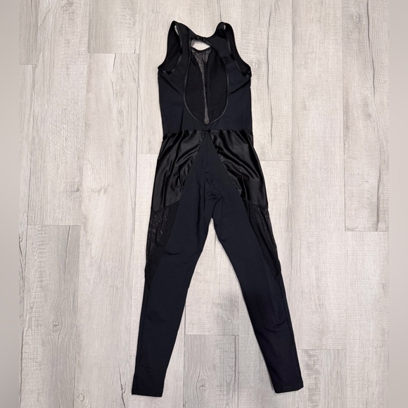 LURE backless bodysuit, L - Picture 3 of 4